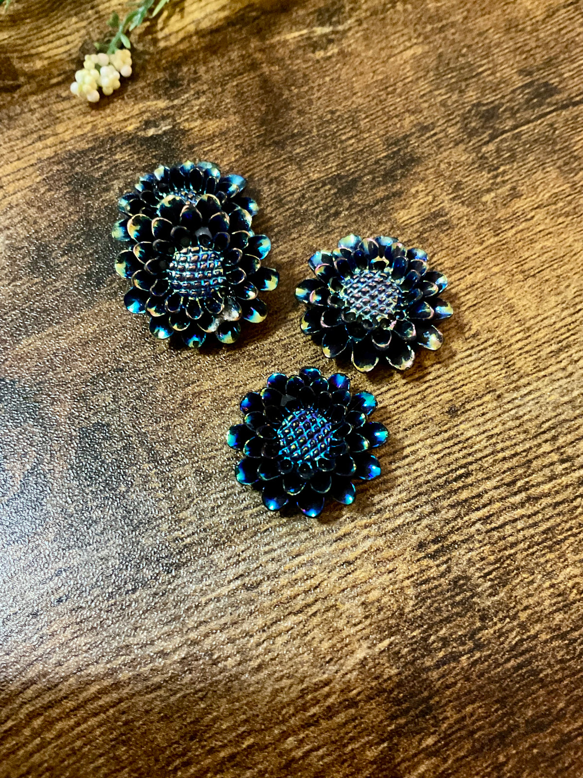 Cover Minder Magnets for Diamond Painting - AB Black Flowers